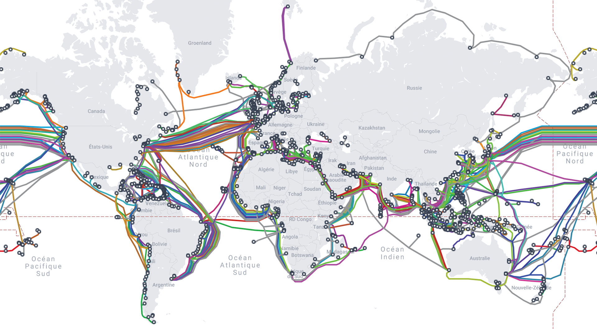Figure 1 : ci-contre, le réseau mondial des câbles de télécommunication sous-marins en 2021